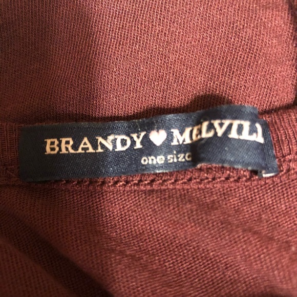 Brandy Melville tee bundle - Picture 5 of 6
